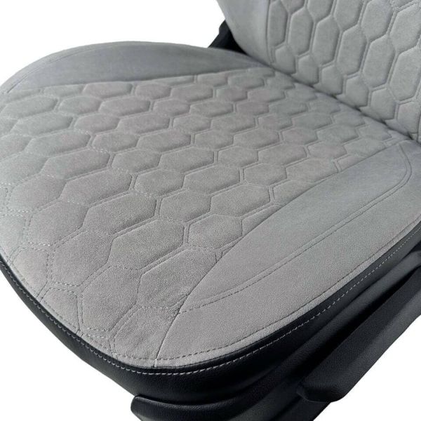 Чехлы Велюр на Haval M6 2 (2021+) Чехлы Велюр на Haval M6 2 (2021+)